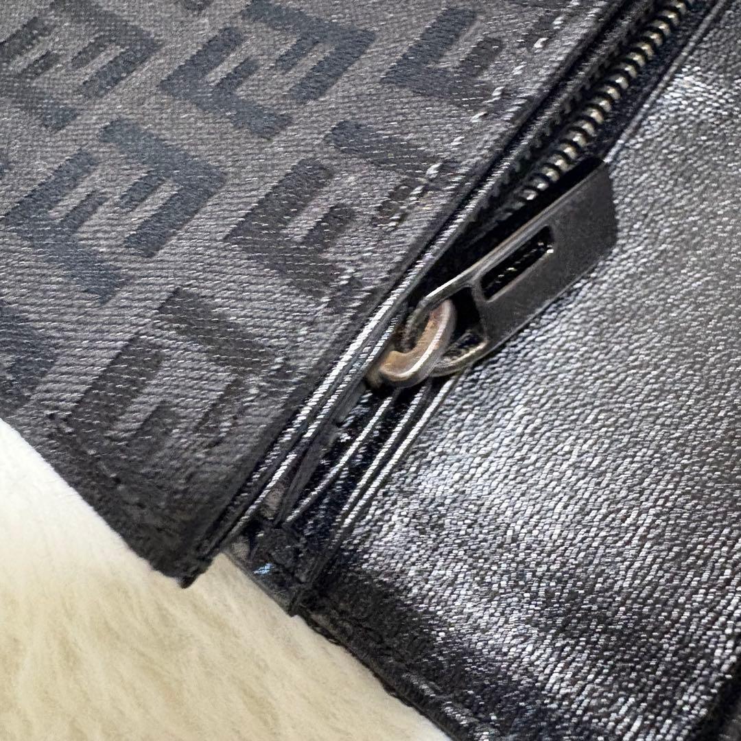 フェンディ FENDI ズッカ柄 長財布 キャンバス 未使用級美品
