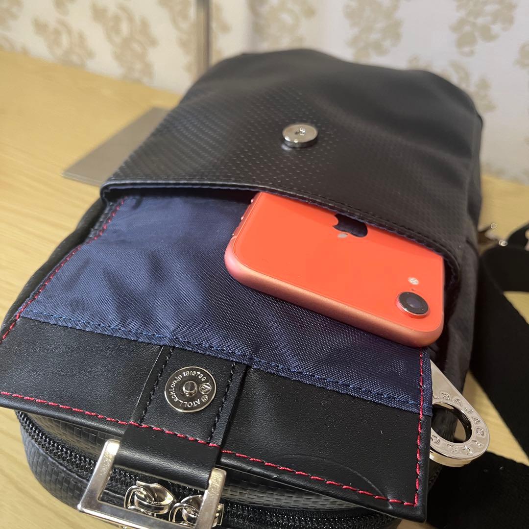 月末限定特価☆タグ付き新品未使用☆ カステルバジャックボディバッグ