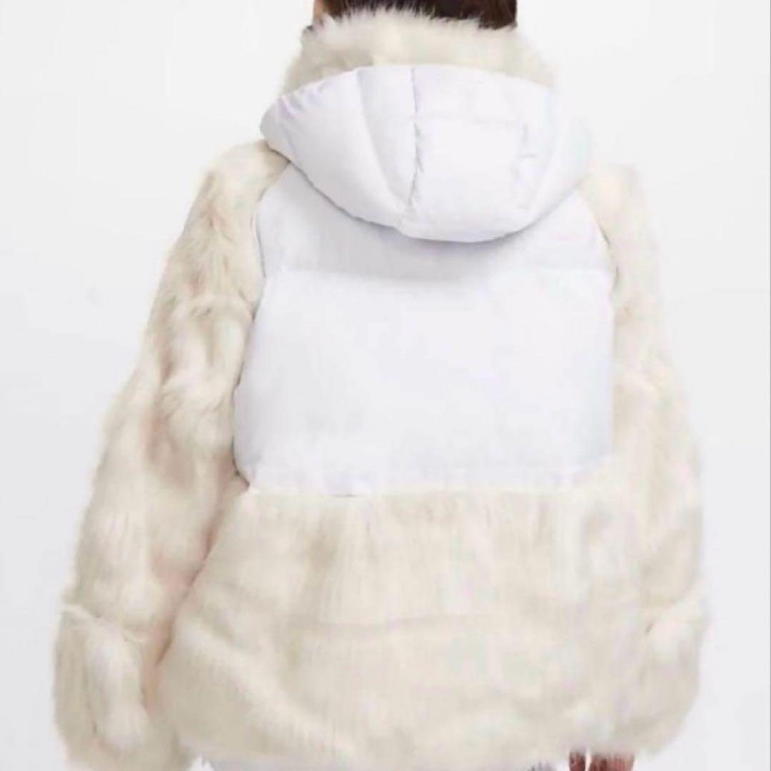 2/14削除【人気コラボ】ナイキ sacai ホワイト ダウンジャケット ファー