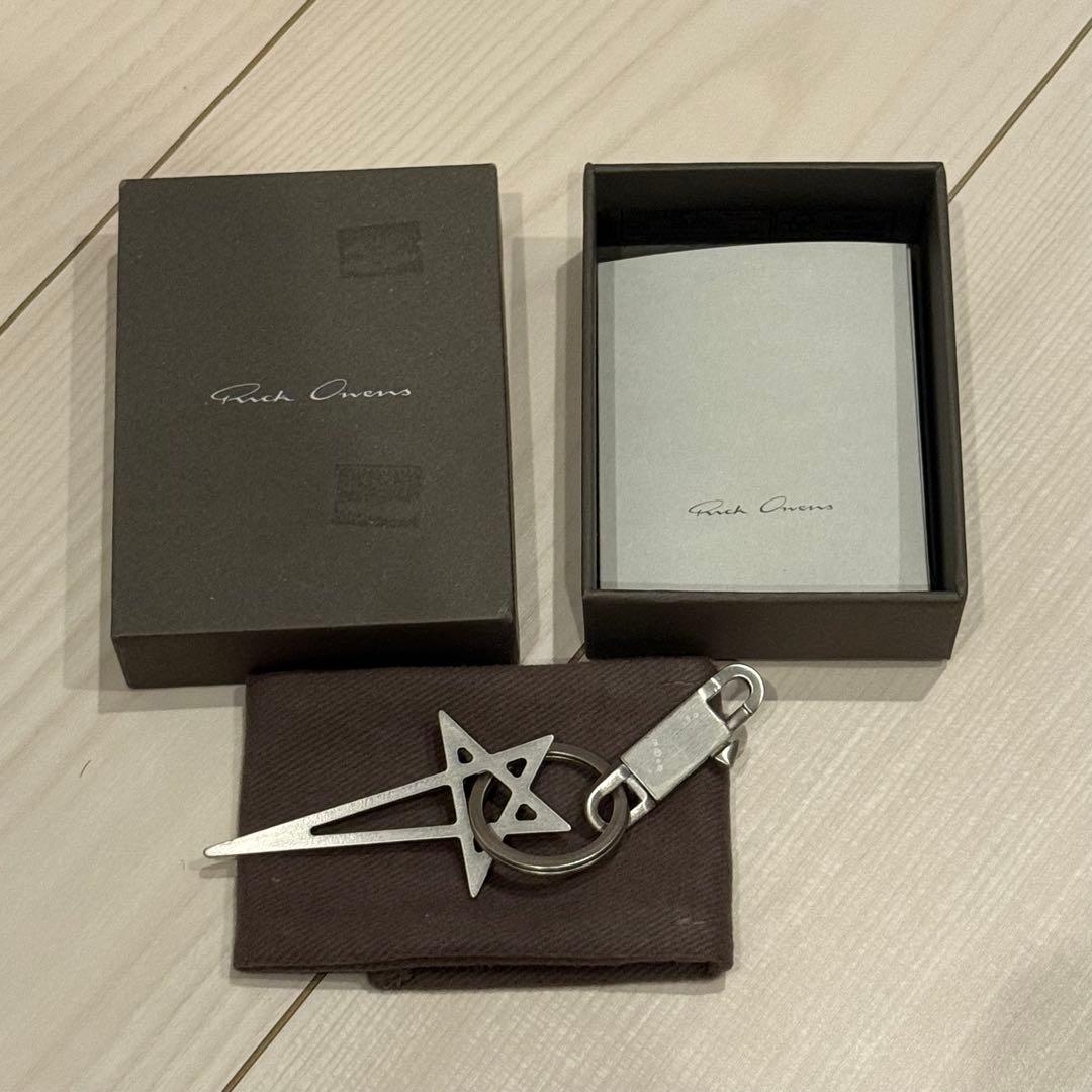 Rick Owens Pentagramキーチェーン