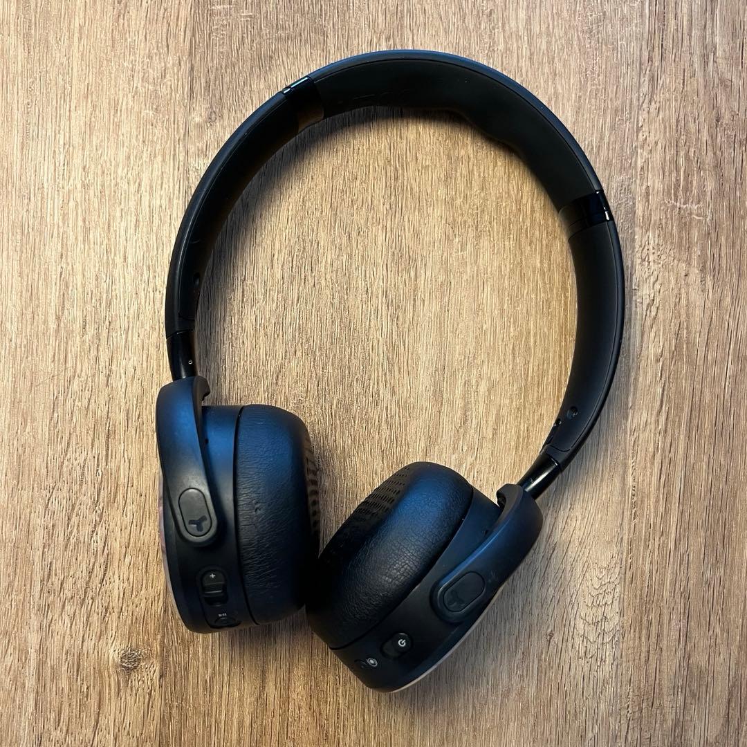 AKG Y500 WIRELESS (ブラック)