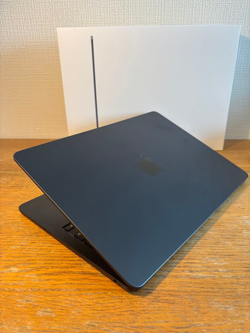 Apple MacBook Air M2 13インチ スペースグレー 本体