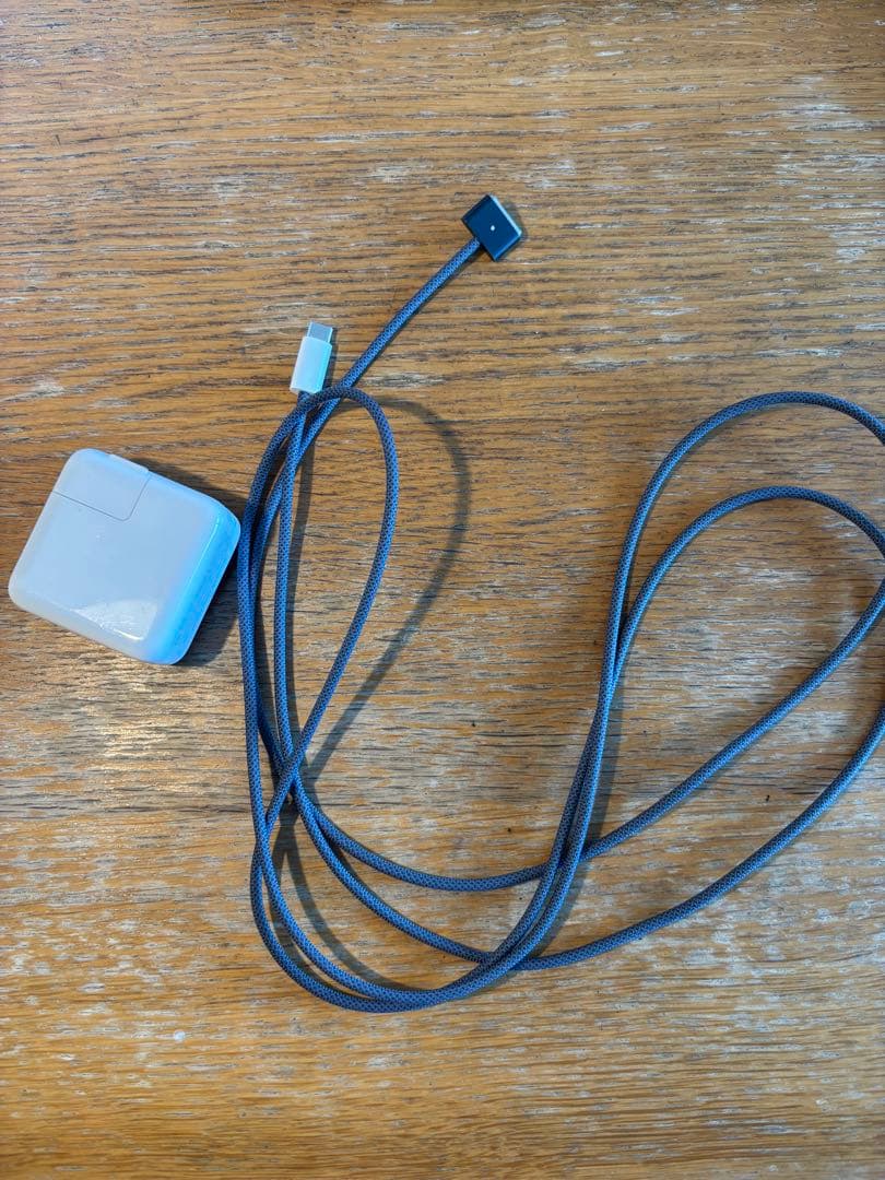 Apple MacBook Air M2 13インチ スペースグレー 本体