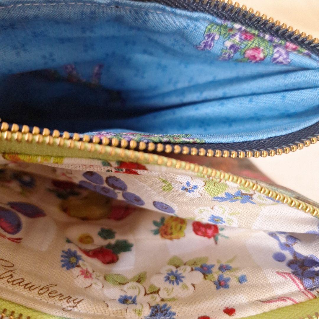 激レアパネル生地　ハンドメイド　フラットポーチDカン付き