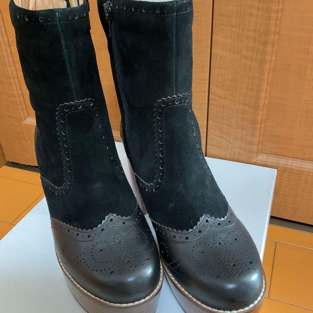 新品未使用 あしながおじさん 黒 スエード ブローグデザイン ブーツ