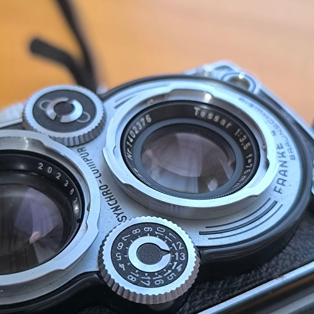 二眼レフカメラ ローライフレックス3.5Bファインダー明るい