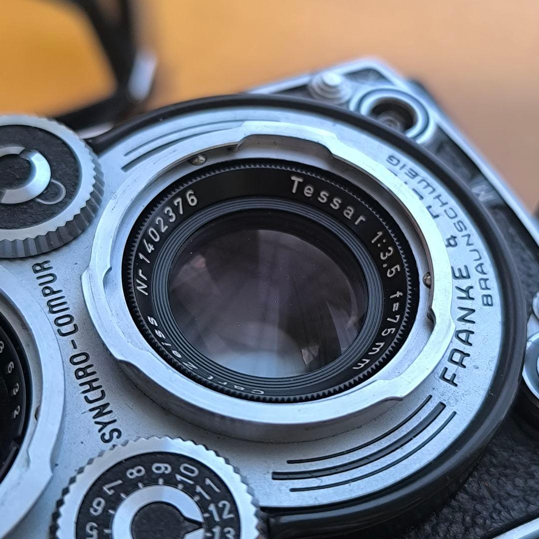 二眼レフカメラ ローライフレックス3.5Bファインダー明るい