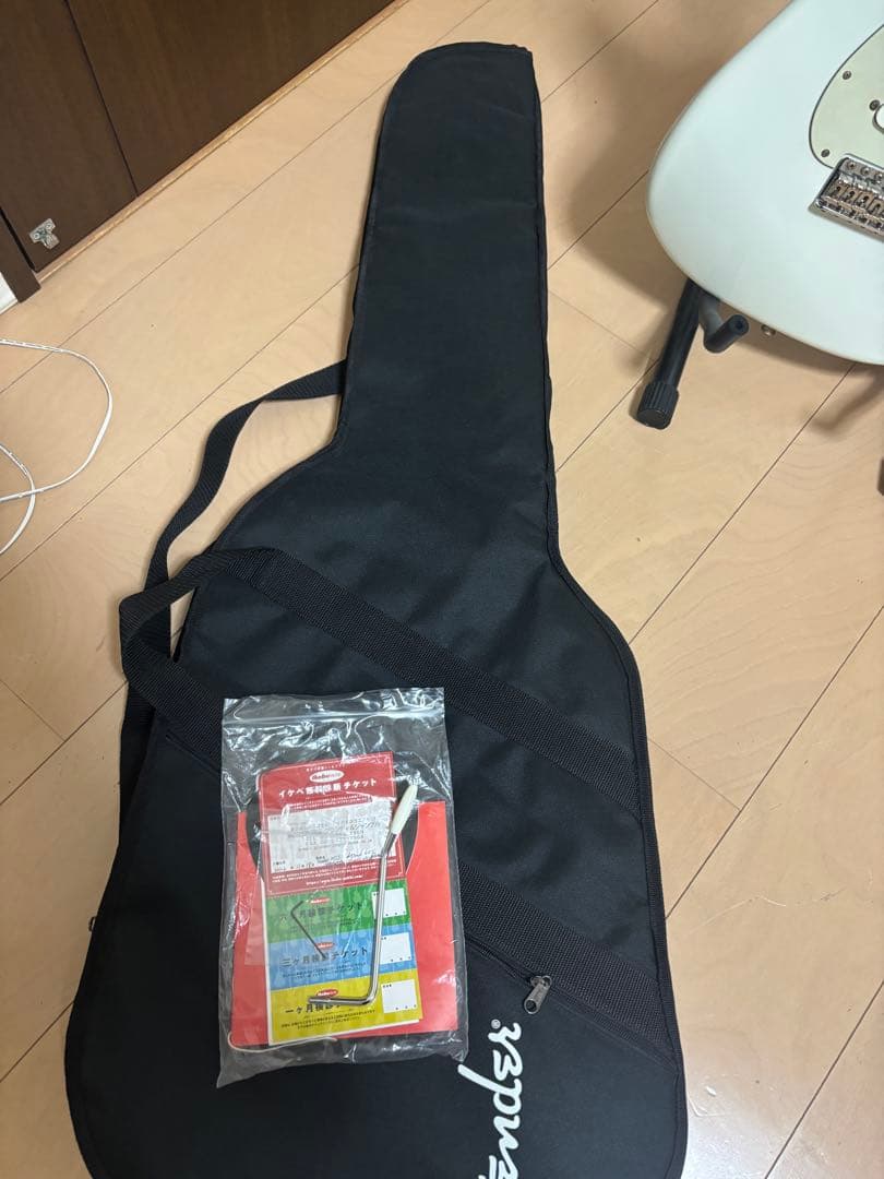 ギター Fender MIJ Traditional 60s Stratocaster