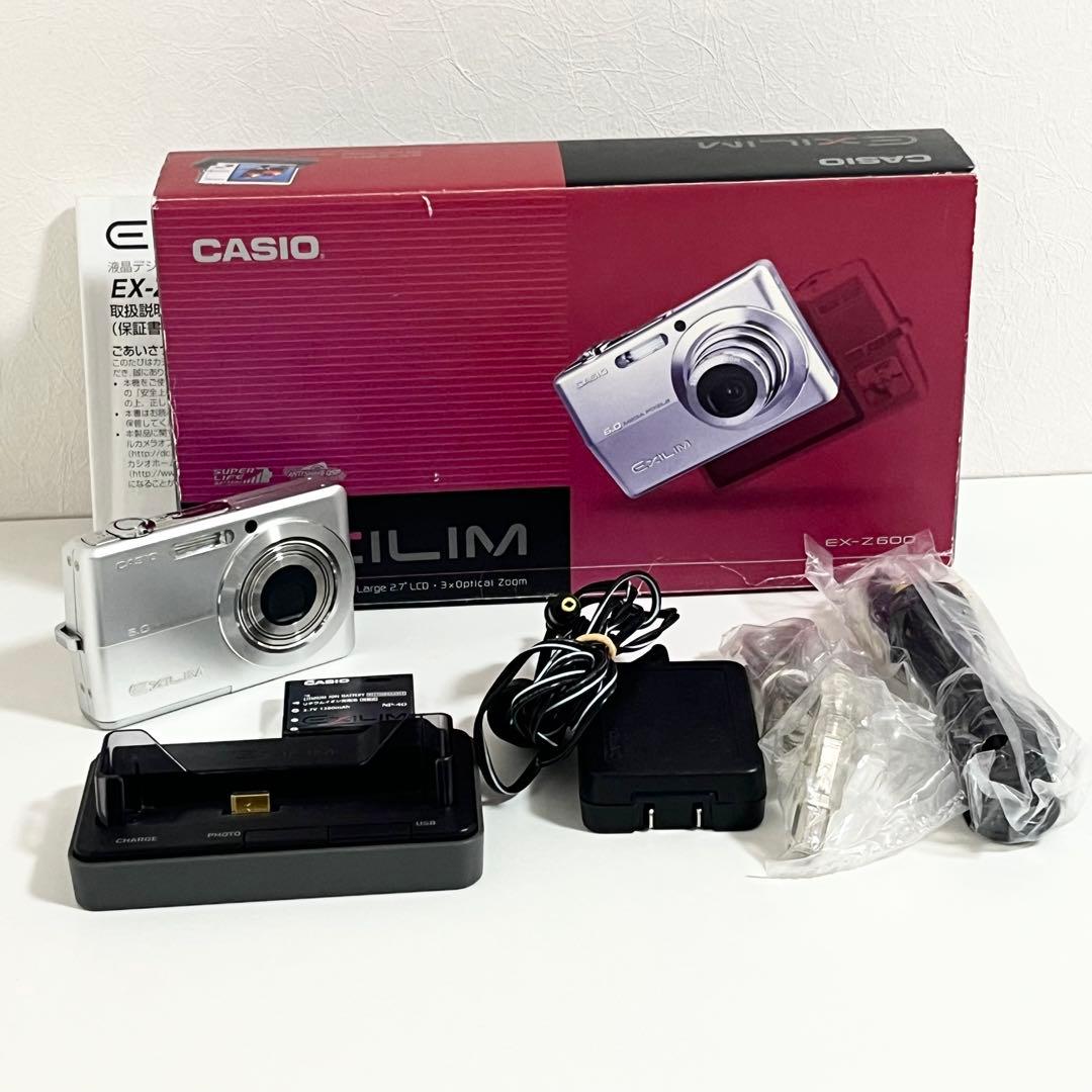 デジタルカメラ CASIO EXILIM EX-Z600