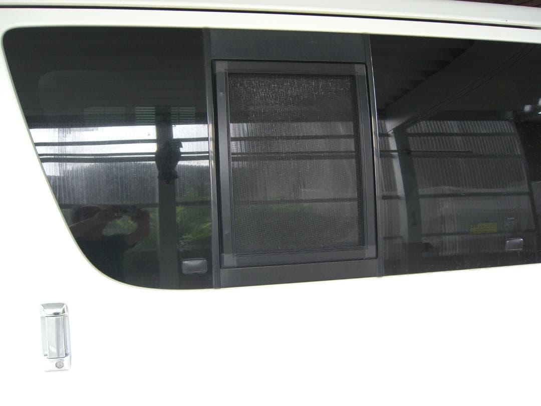 ハイエース　網戸　アミエース美品