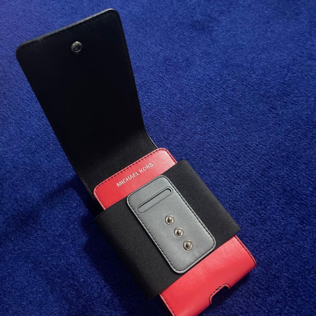 値下げ‼︎マイケルコース　スマホバッグ　エアーポッズケース