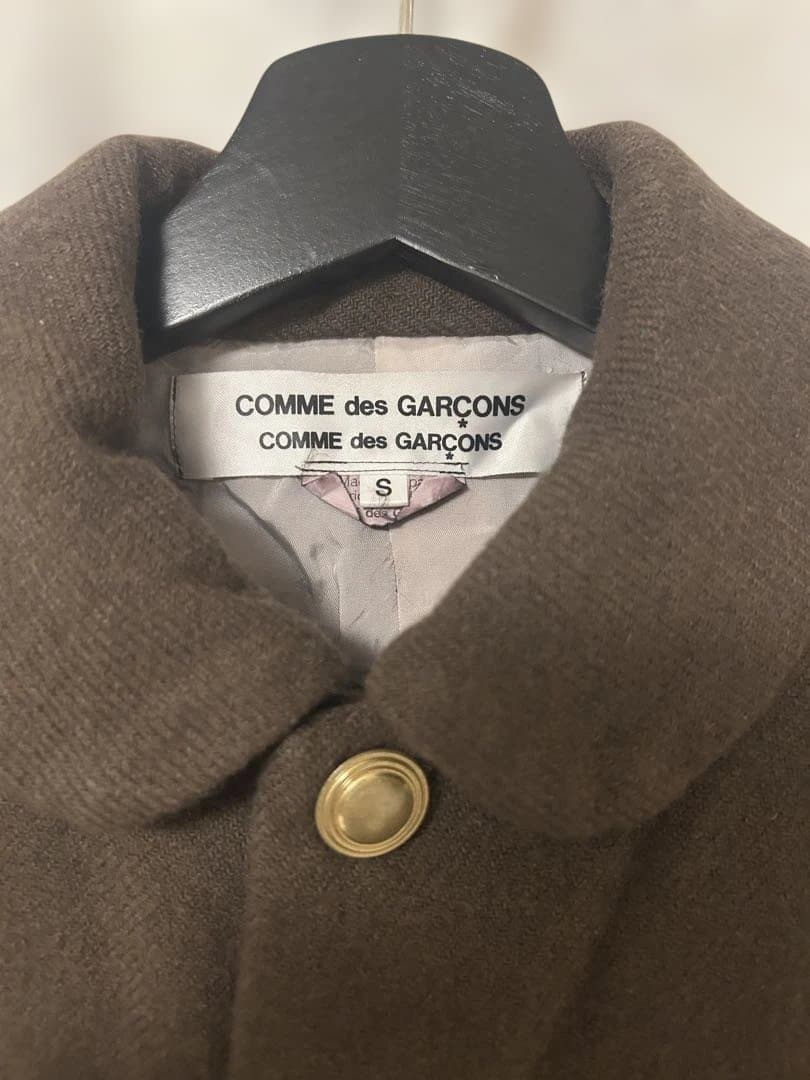 本日限定値下げ！コムデギャルソン　ラウンドカラー金釦ウールジャケット
