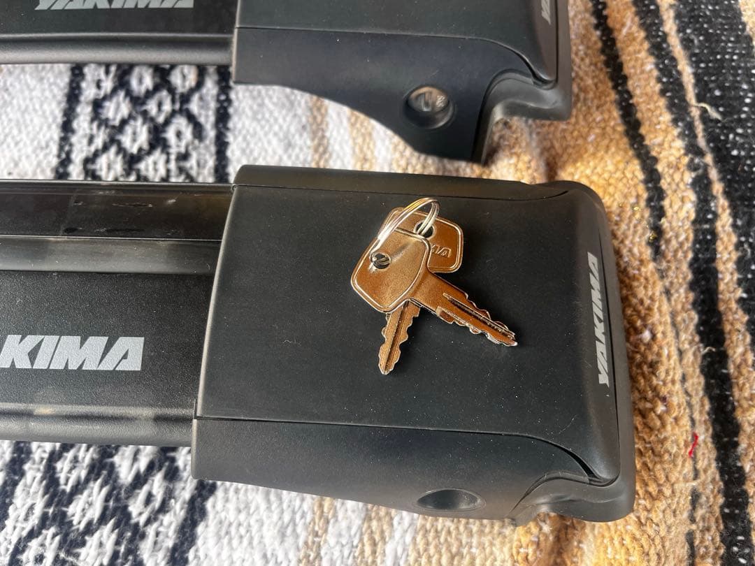 ショウワガレージ　アルミルーフラック.YAKIMAベース付き