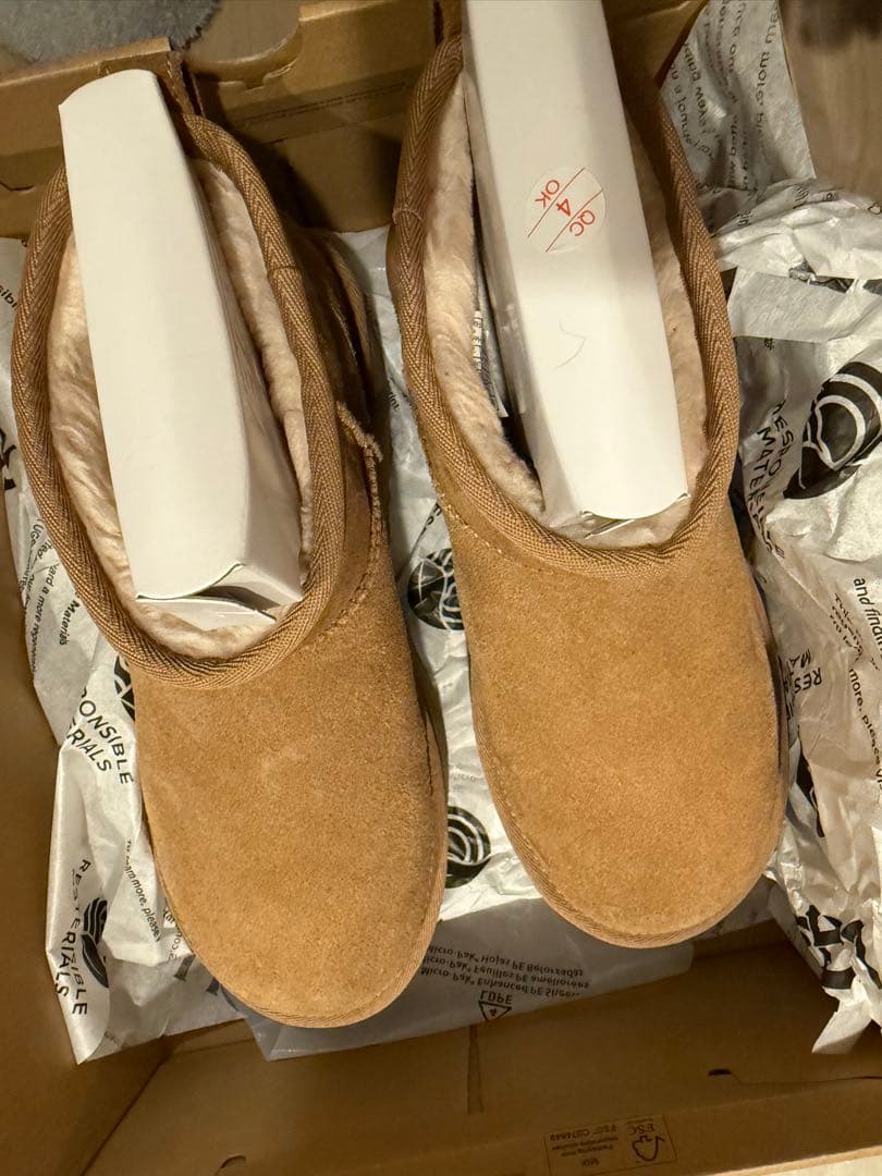靴 UGG ULTRA MINI PLATFORM 25cm