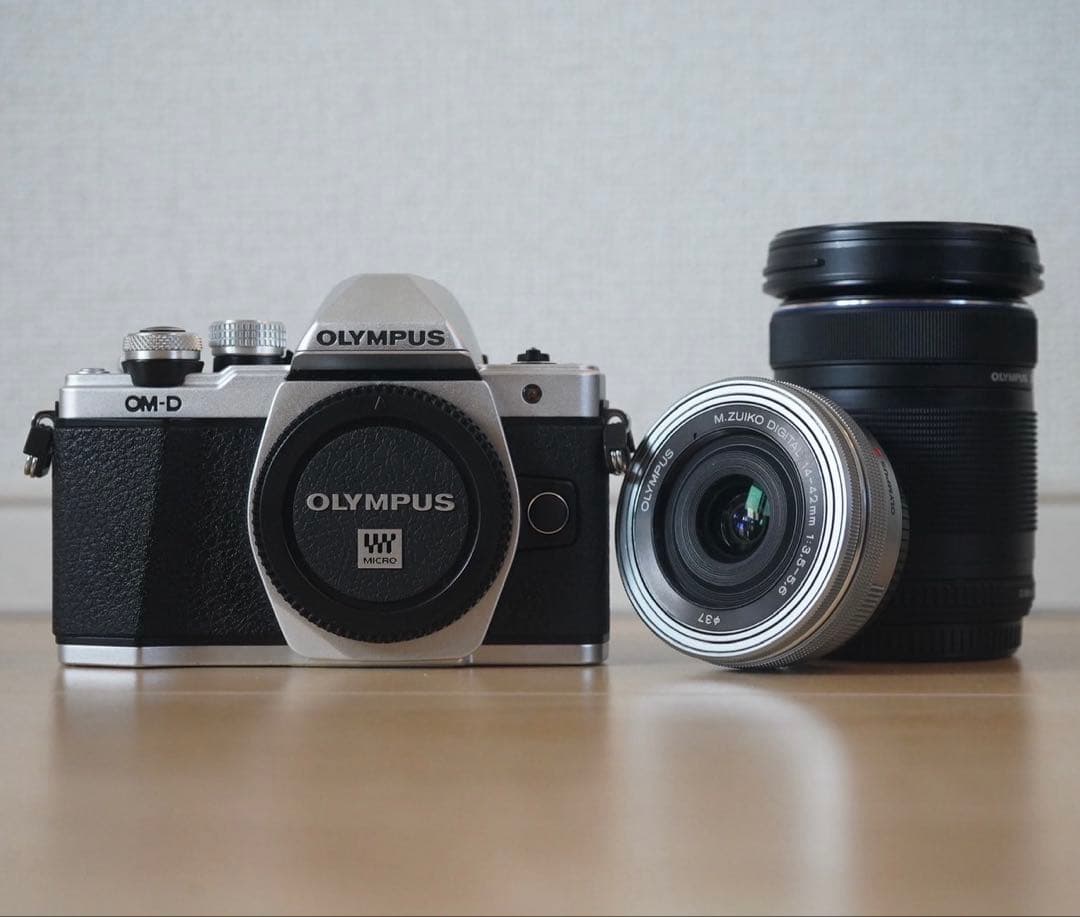 OLYMPUS　OM-D　E-M1　MarkII　オリンパス　欠品有り