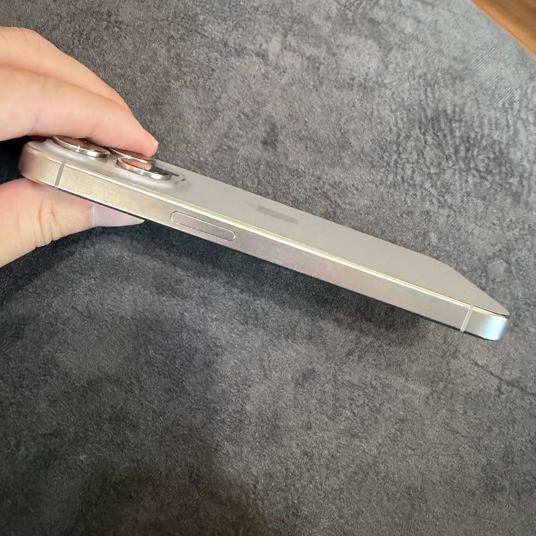 iPhone 15 Pro 128GB ナチュラルチタニウム SIMフリー