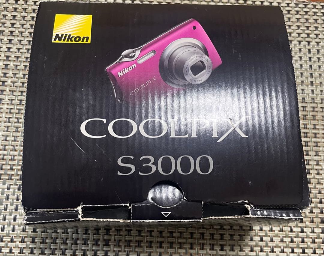 Nikon COOLPIX S3000 ピンク