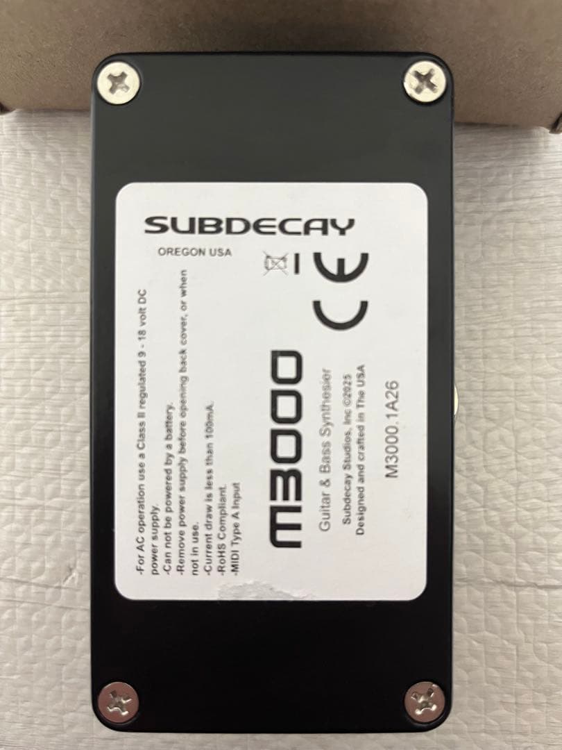 SUBDECAY M3000 ギター・ベースシンセサイザー
