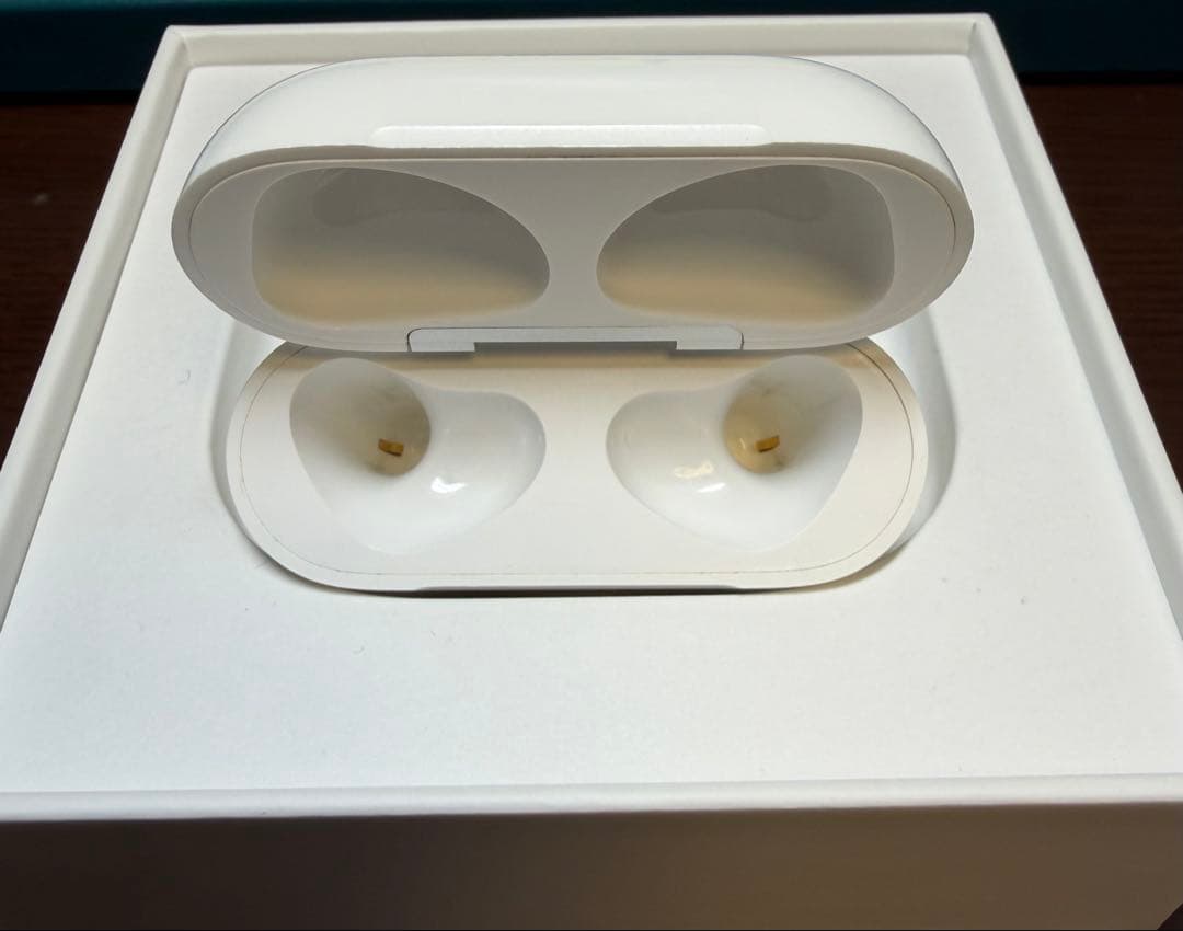 AirPods 第3世代 本体 MagSafe充電ケース付き