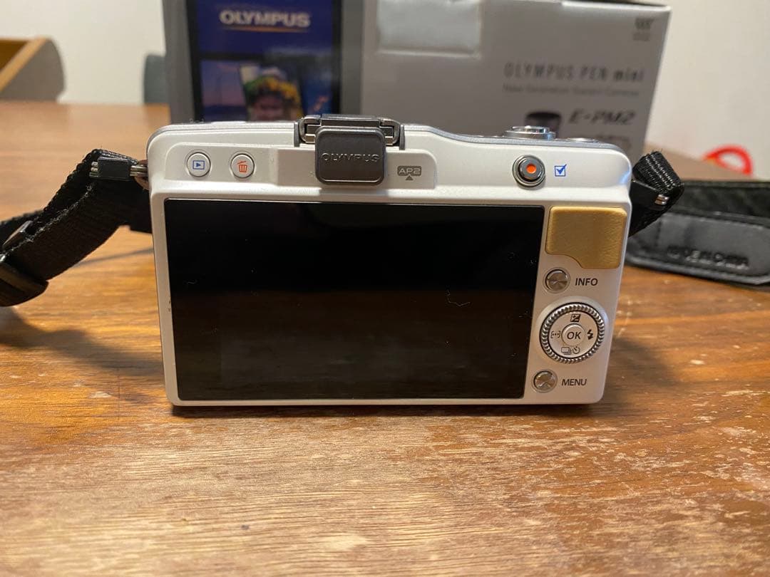 ⭐︎omiomi⭐︎OLYMPUS PEN mini ミラーレスカメラ