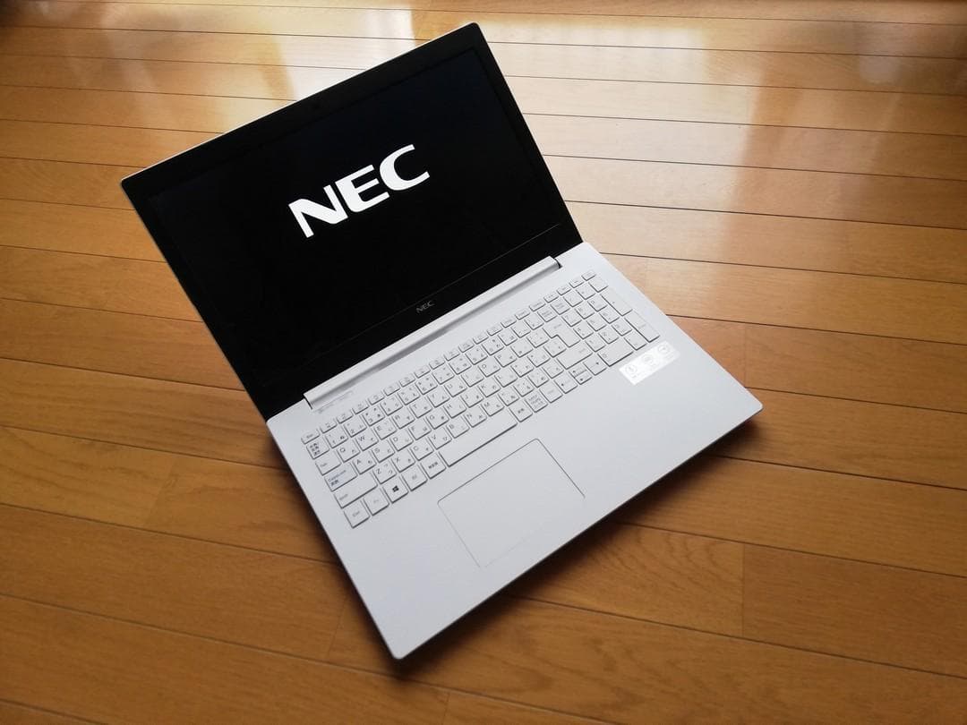 高性能 Nec Lavieスリムな ノートパソコン