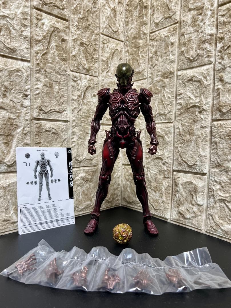 竹谷隆之 縄文傀儡 Enzi 燕脂 Joumon Kugutu　1000toys