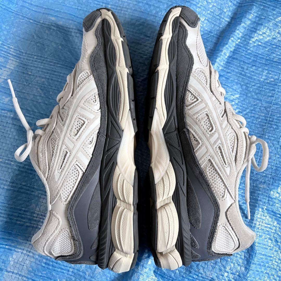 美品⬛︎asics⬛︎GELーNYC⬛︎WHITE/SMOKE GREY⬛︎27.5
