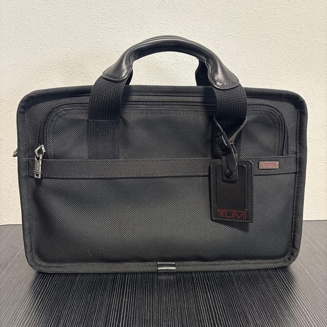 【未使用に近い】TUMI ビジネスバッグ パソコンケース ブラック トゥミ