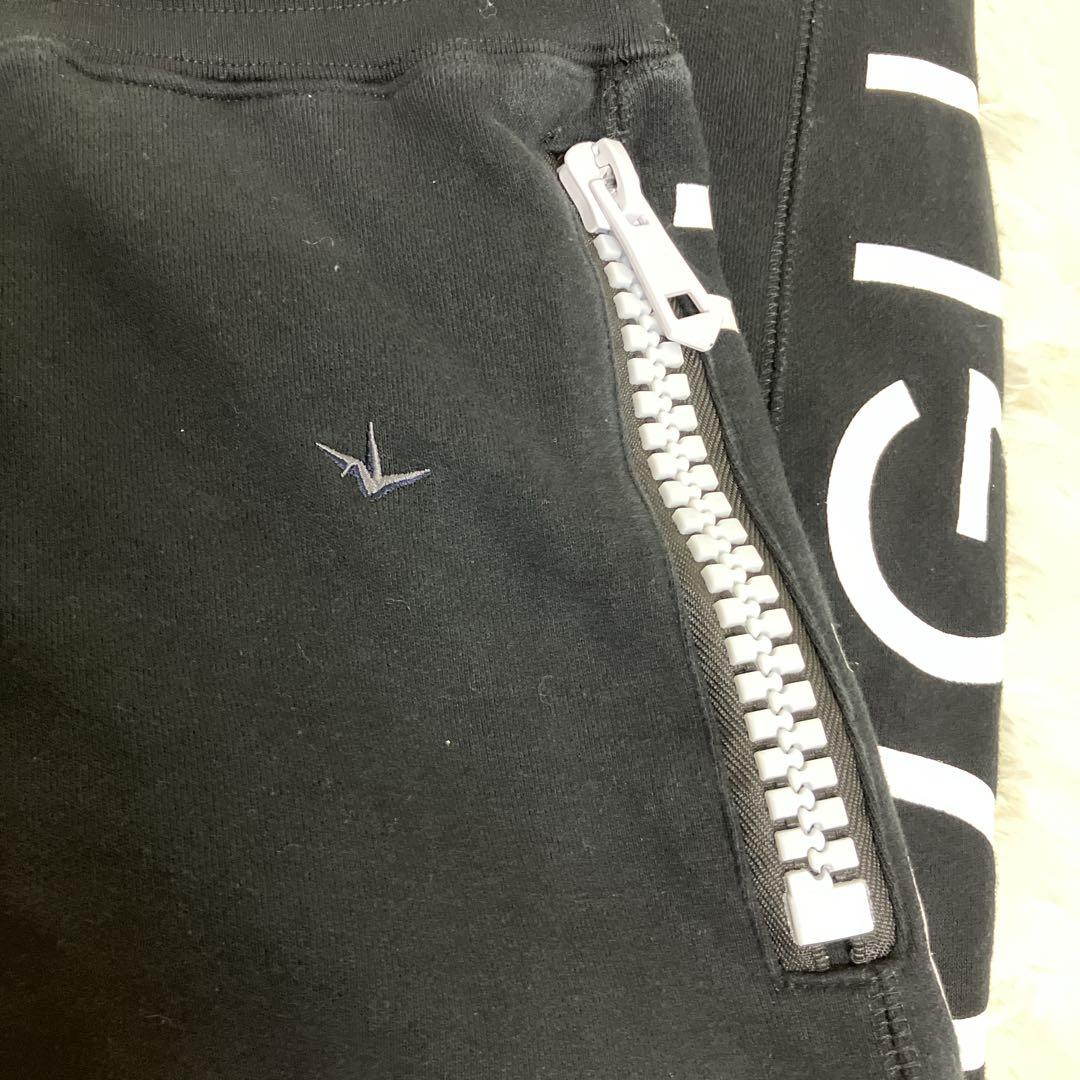 【美品】1PIU1UGUALE3 RELAX 黒　ロゴ　パーカー　セットアップ