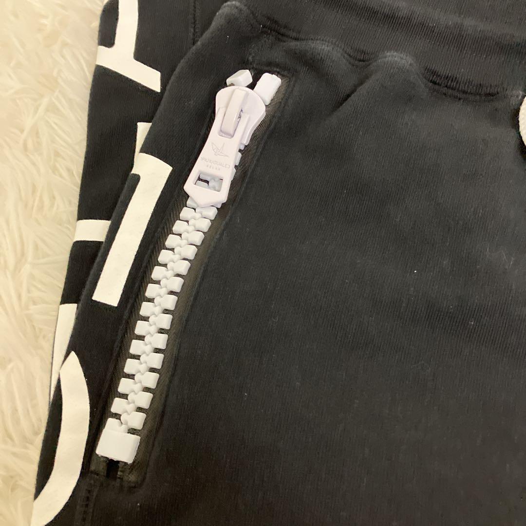 【美品】1PIU1UGUALE3 RELAX 黒　ロゴ　パーカー　セットアップ