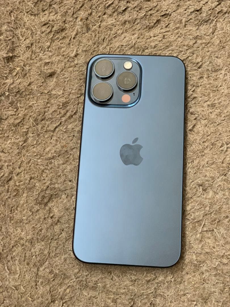 iPhone 15 Pro Max、ブルーチタニウム、256GB