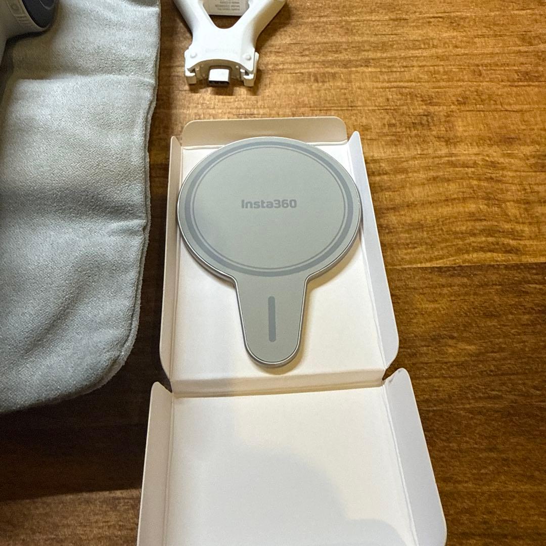 Insta360 Flow 2 Pro クリエーターキッド