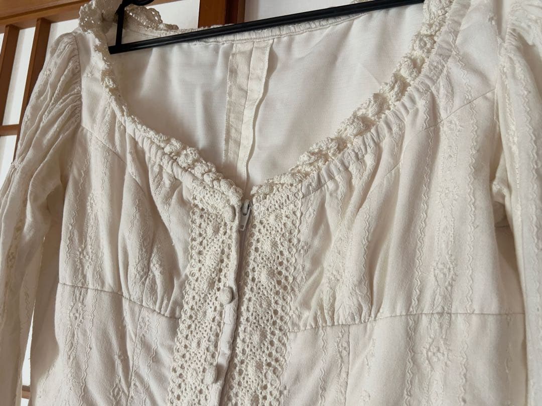 【mica】ソニアジョーンズ アイボリー ブラウス