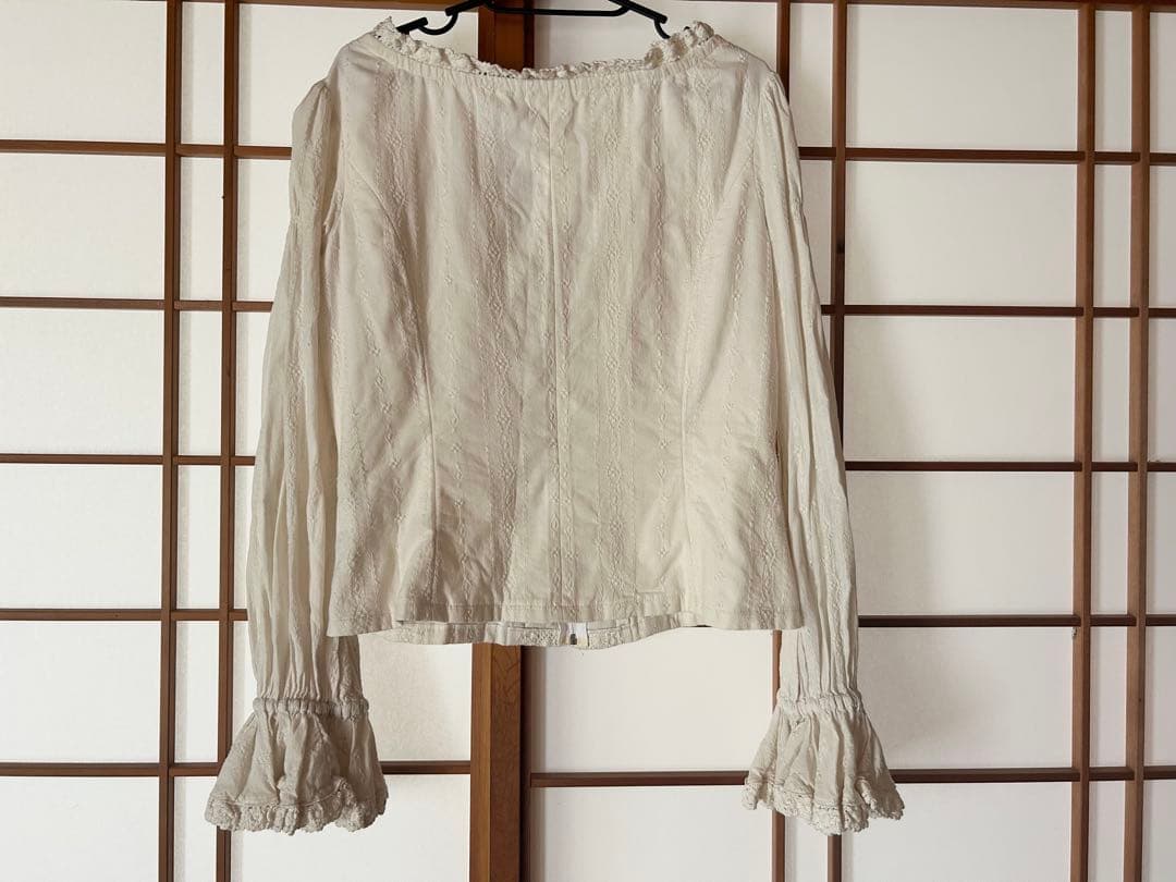 【mica】ソニアジョーンズ アイボリー ブラウス