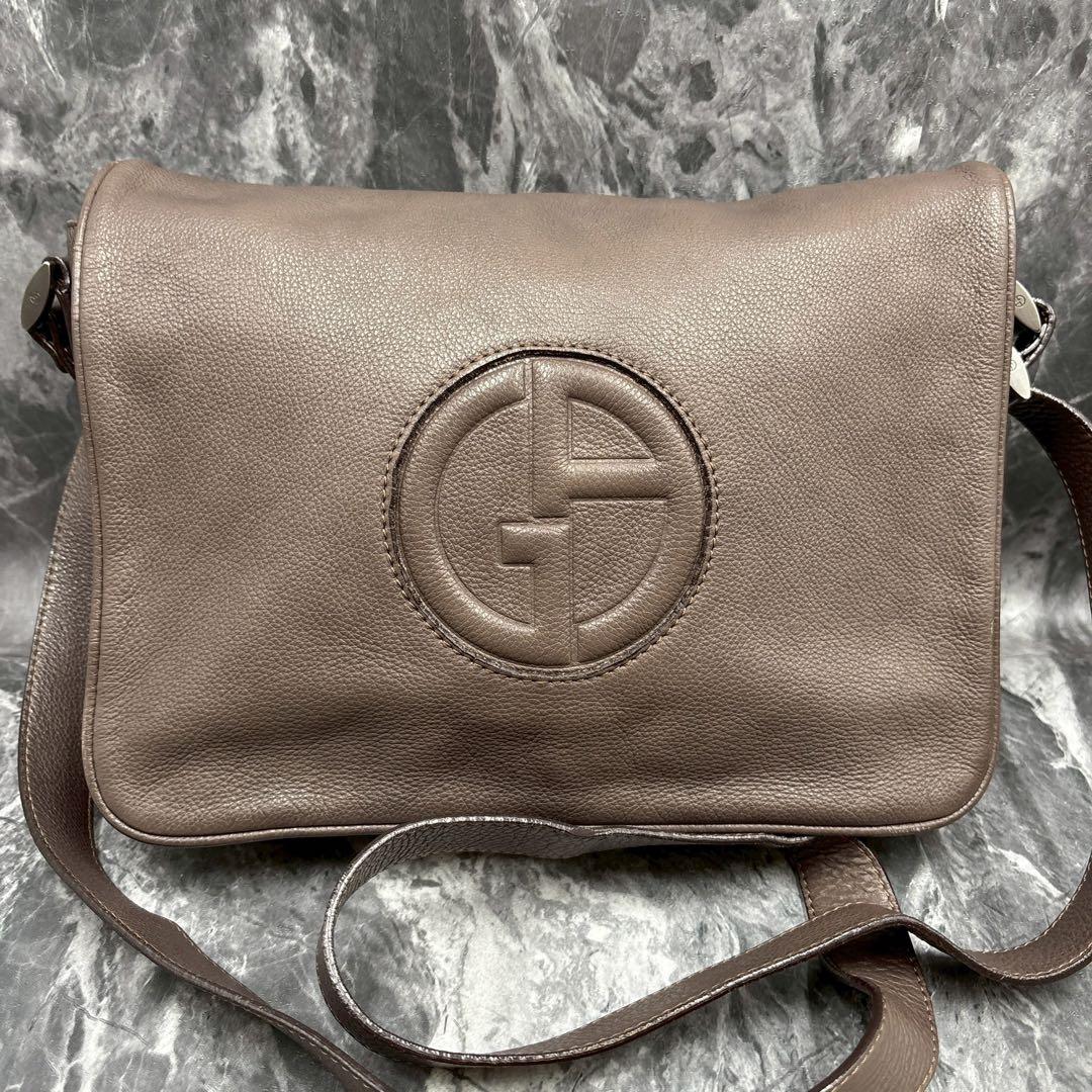 よっちゃん ✨ ジョルジオアルマーニ ショルダーバッグ