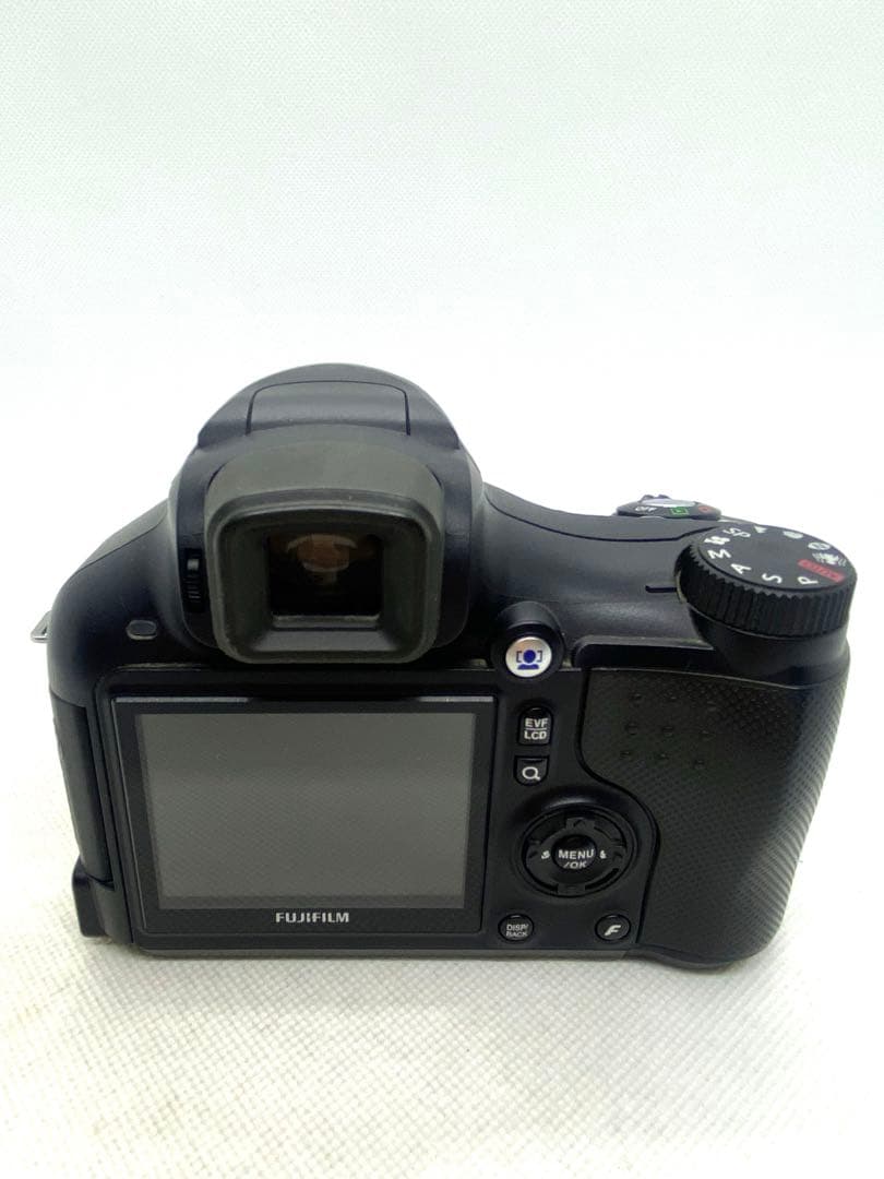 FUJIFILM Finepix S6000 FD　630万画素・CCDコンデジ