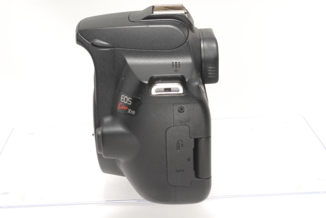 ☘️大容量カメラバッグ付き☘️Canon kiss x10 望遠ダブルレンズ