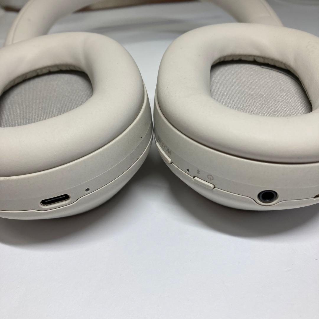 SONY/ソニー　WH-1000XM5 ワイヤレスヘッドホン　　B743