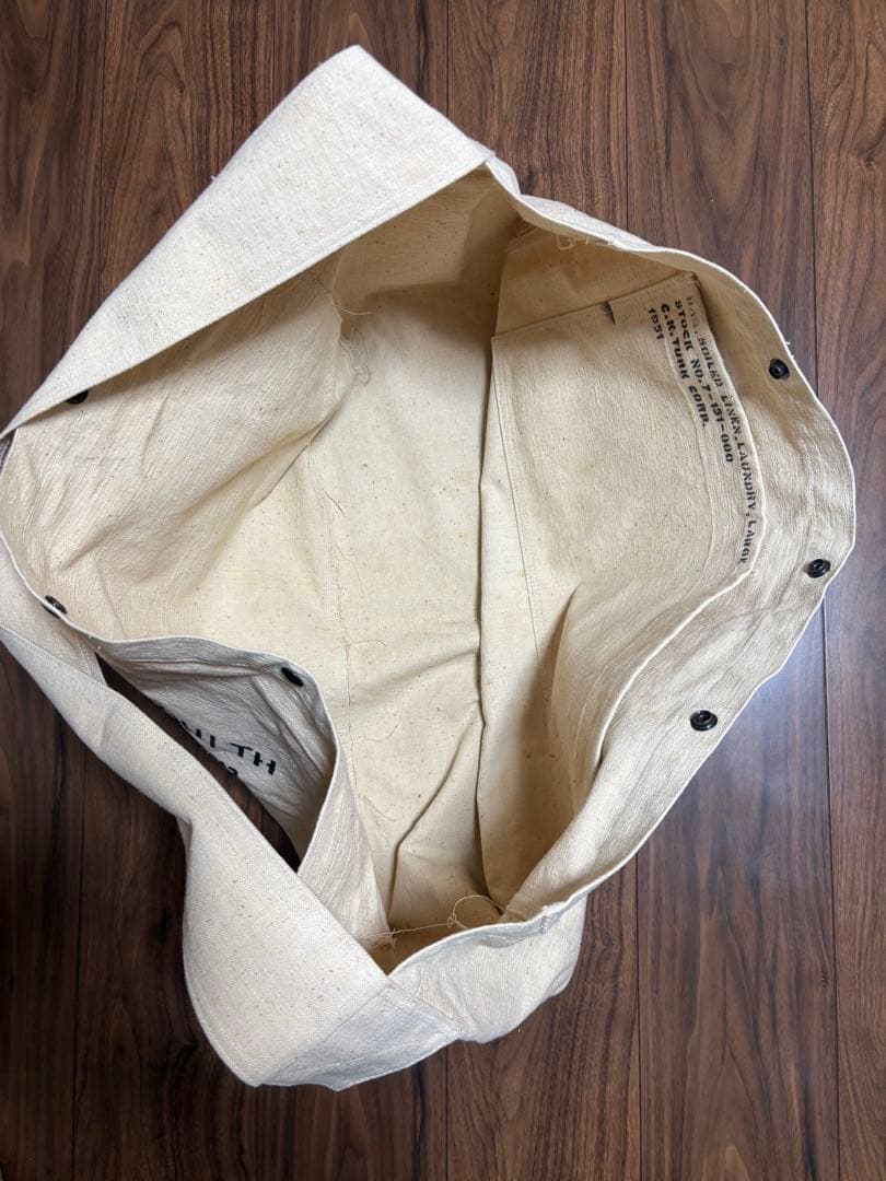 ニュースペーパーバック　USNR