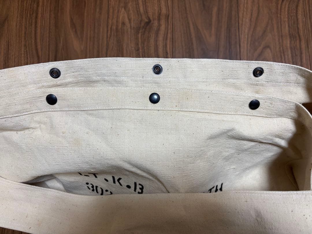 ニュースペーパーバック　USNR