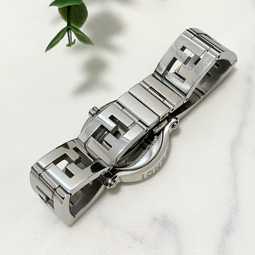 FENDI✨フェンディ　腕時計　時計　シェル