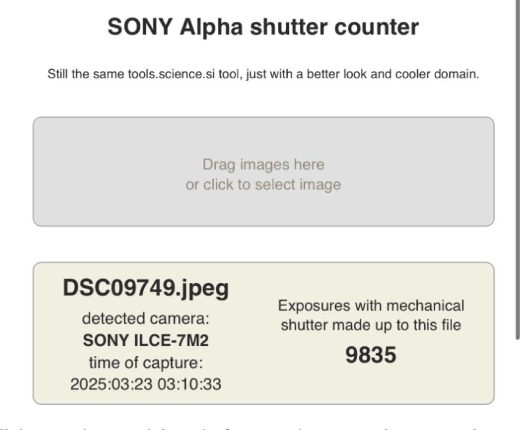 【美品】ソニー SONY α7 Ⅱ (バッテリー3個、ストラップ、充電器付き)