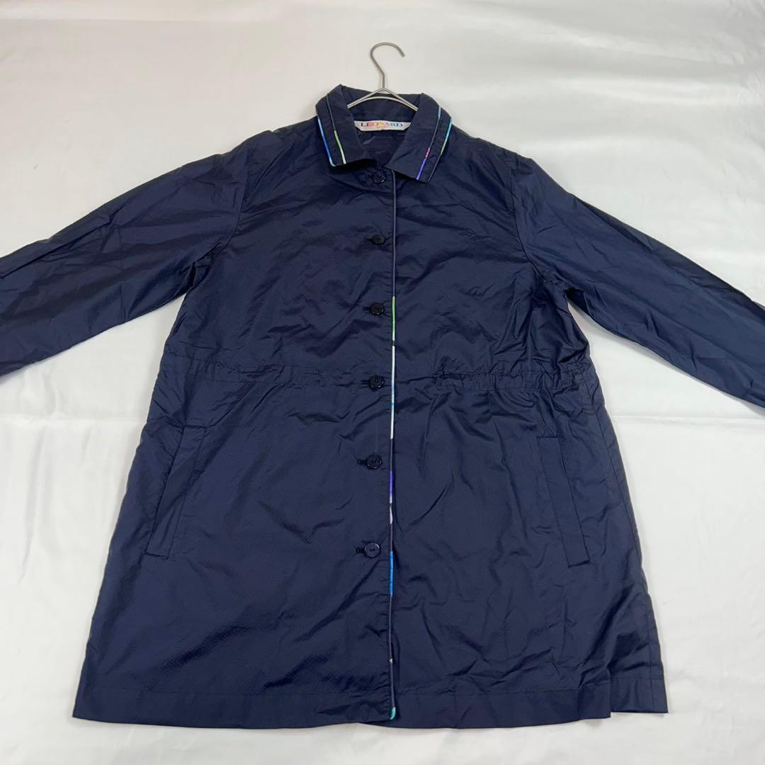 P6 美品 L レオナール 袖花柄 ナイロンジャケット ネイビー レディース