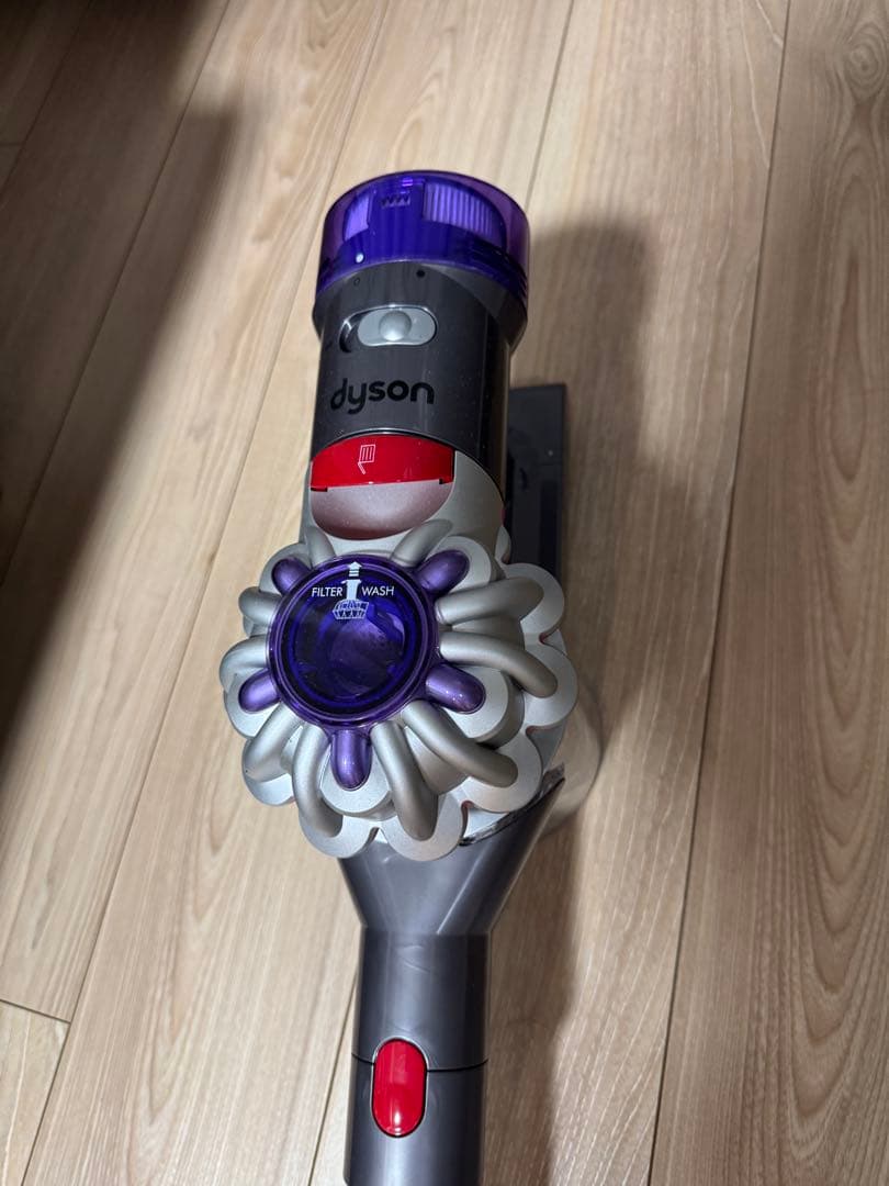 Dyson ダイソン SV25 スティッククリーナー本体 充電器付き