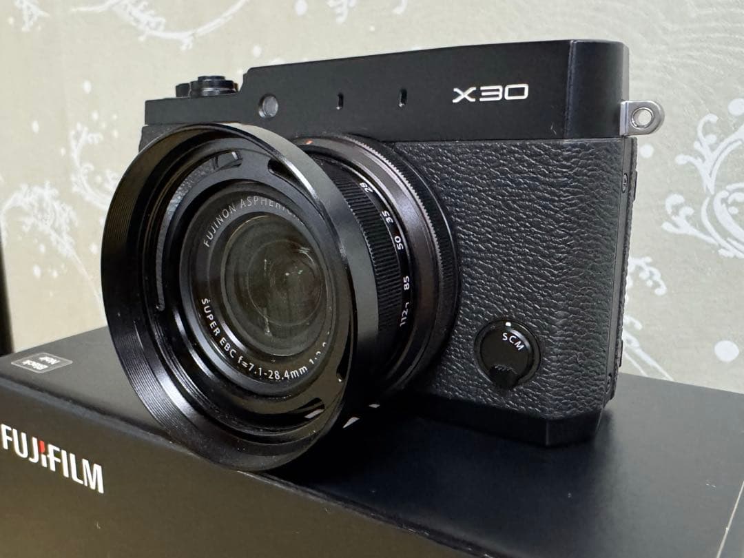 デジタルカメラ FUJIFILM X30