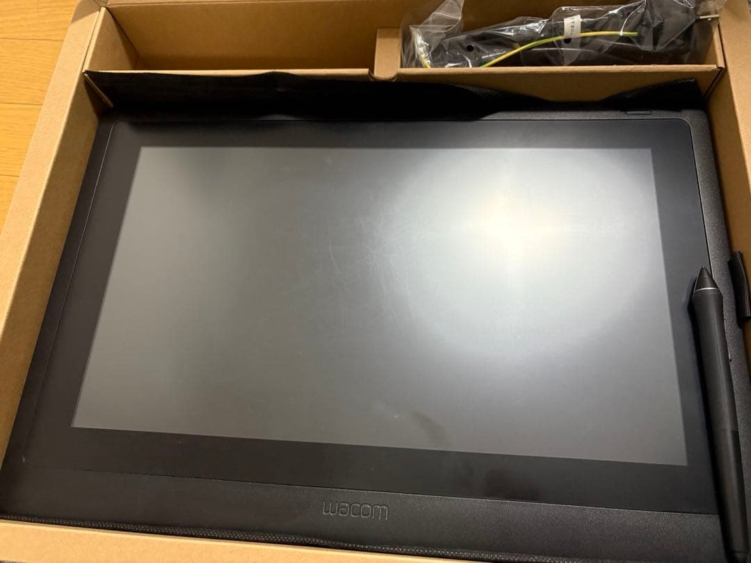 Wacom Cintiq 16 DTK1660K0D ワコム タブレット 液タブ