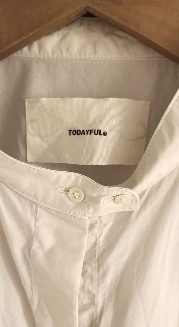 トゥデイフルTODAYFUL　back slit shirtバッグスリットシャツ