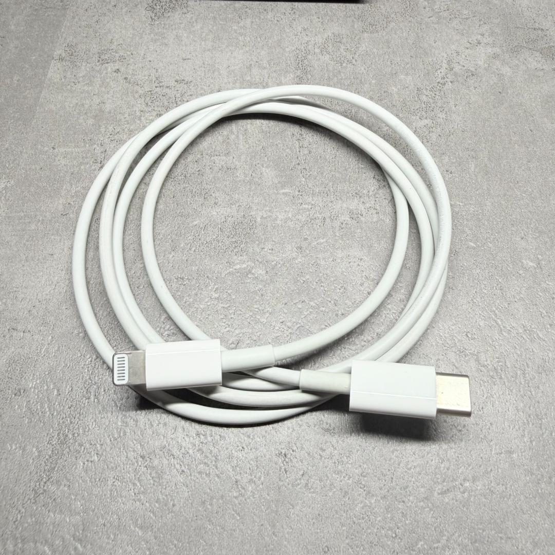 美品 Apple iPhone 13 Pro 256GB　シルバー　付属品完備