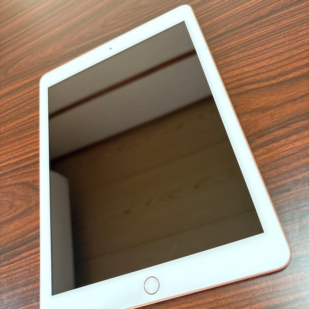iPad 第6世代 32GB WiFiモデル　ピンクゴールド