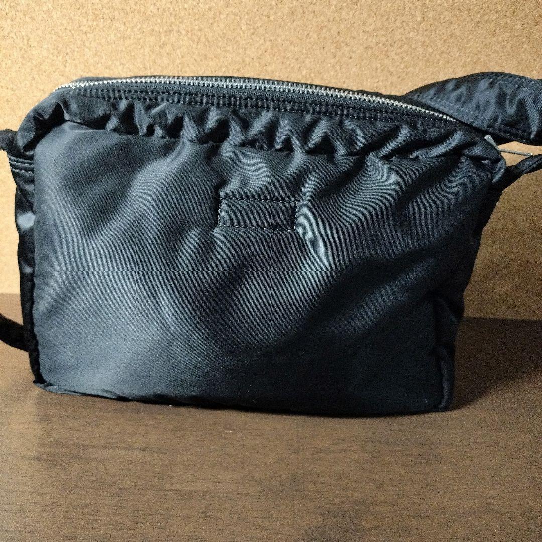 美品 PORTER ショルダーバッグ タンカー ブラック 2層式 Lサイズ